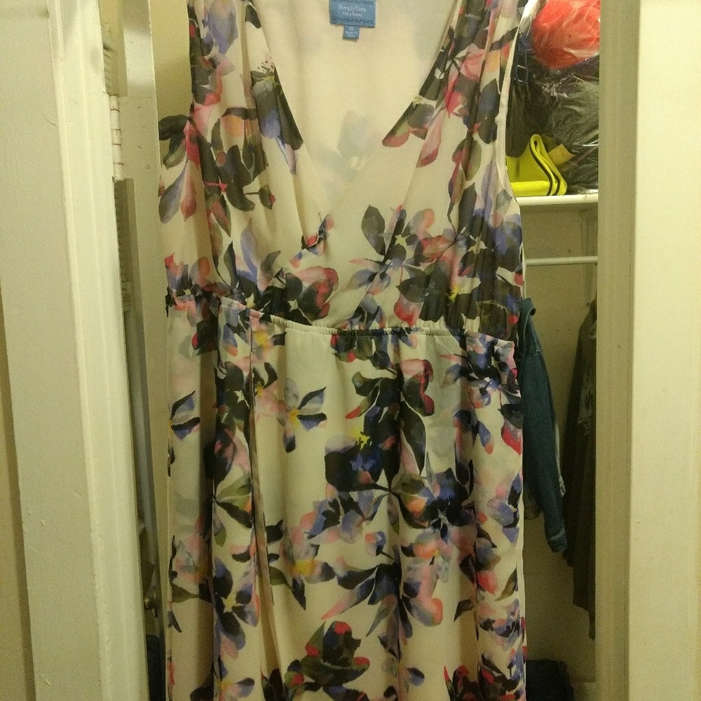 Flowy floral cocktail dress